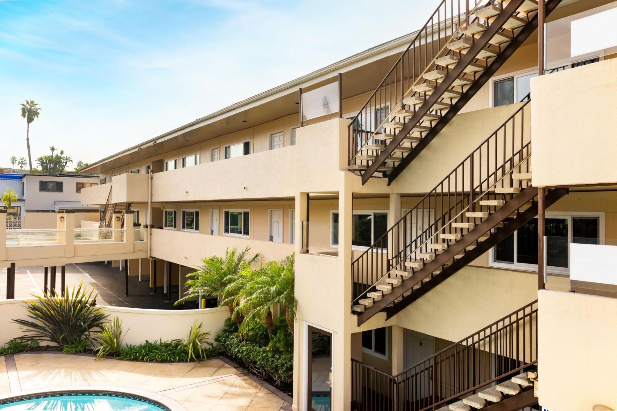 לגונה ביץ' Pacific Edge Hotel מראה חיצוני תמונה